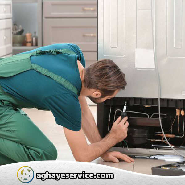 تعمیرات یخچال در منزل - آقای سرویس
